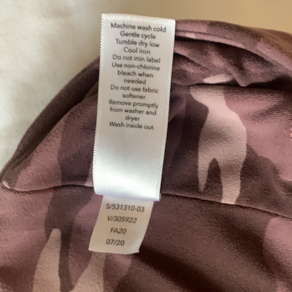 ATHLETA LEGGINGS - Picture 7 of 7